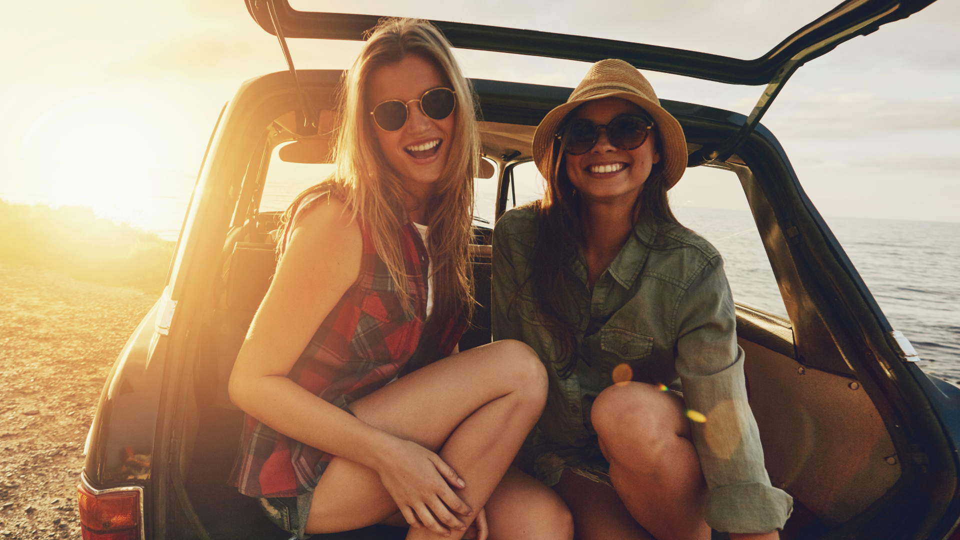 Best Travel Hacks for Long Trips to Maximise Comfort and Efficiency